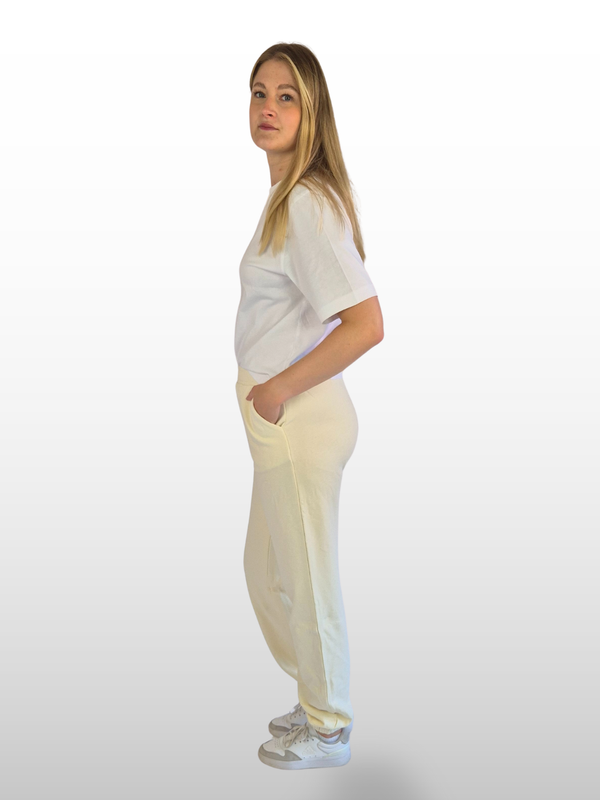 BOGILVY - STELLA, Straight Fit, Sweatpants, Mid Rise, VANILLE ICE seite