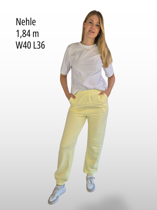 BOGILVY - STELLA, Straight Fit, Sweatpants, Mid Rise, Yellow vorne