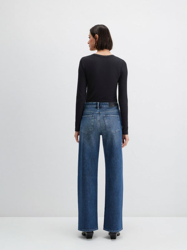 MaviJeans-MALIBU-HighWaist_Dark bushedSparkleGanzkoerper