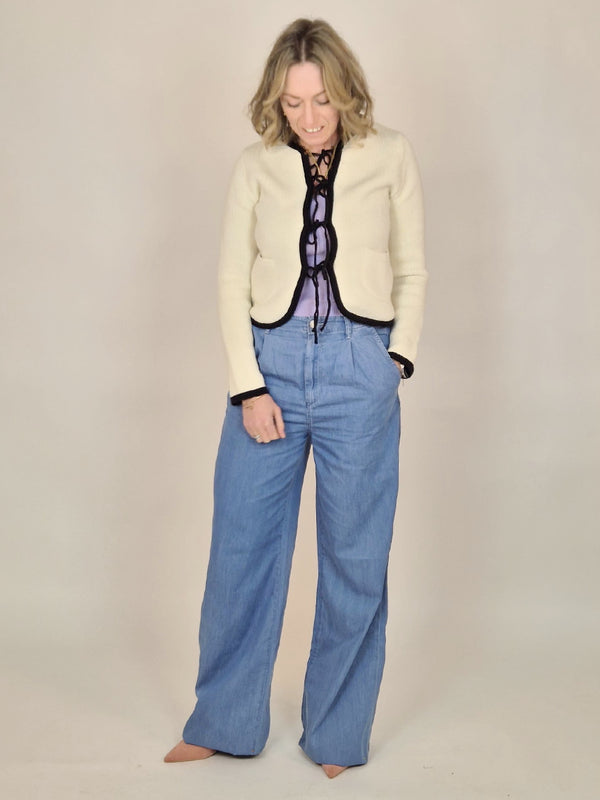 MAVI-Pera-Jeans_Ganzkörperbild