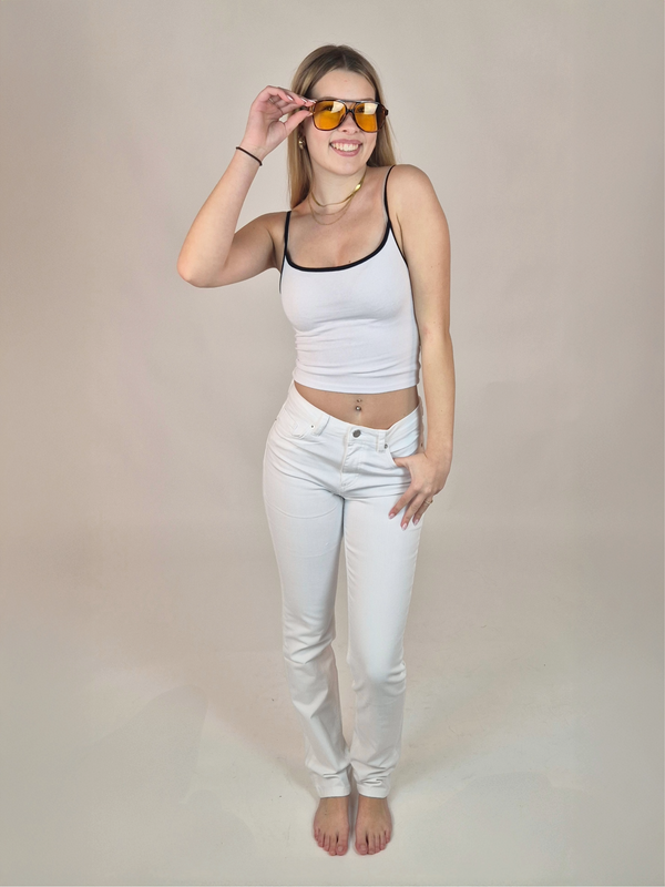 WHITEFIVE - The Unbluejeans - White POWDER, High-Waist, Skinny Fit vorne
