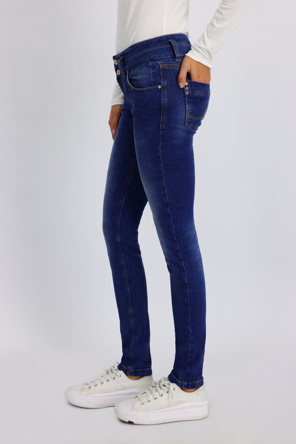 LTB - MOLLY M, Slim Fit, Heal Wash, Teilaufnahme, seitlich