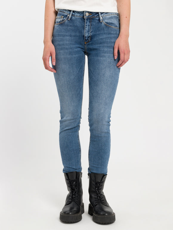      N_497_216_cross_jeans_Teilfoto_vorne